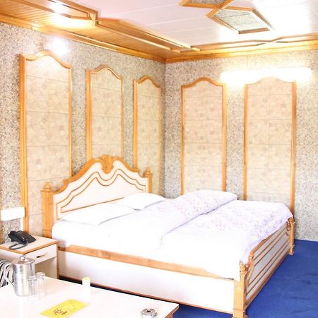 ناينيتال Hotel Vikrant المظهر الخارجي الصورة