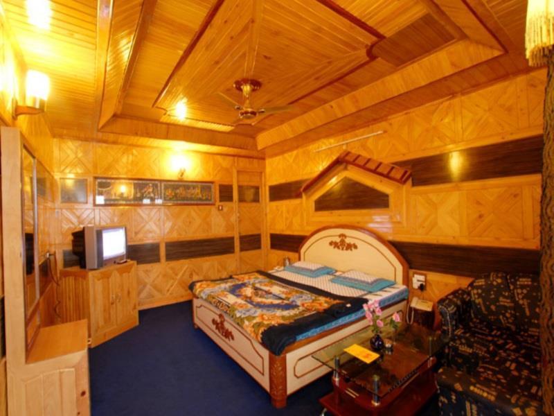 ناينيتال Hotel Vikrant المظهر الخارجي الصورة