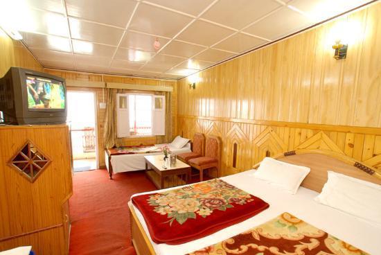 ناينيتال Hotel Vikrant المظهر الخارجي الصورة